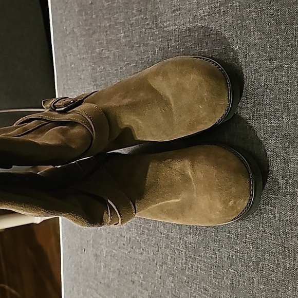 Coach Vallie sz 6 olive green boots suede - Picture 5 of 8